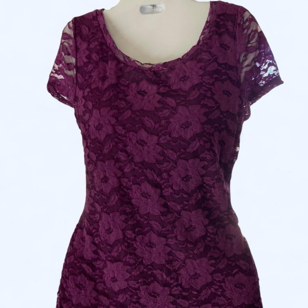 Banana Republic Purple lace short sleeve top #lacetop S